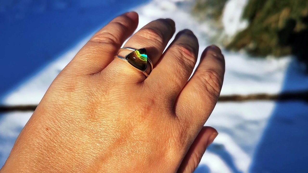 Princess of Mystery - Mood Ring - Sterling Silver 925  - AAA Crystal Quartz - world premiere