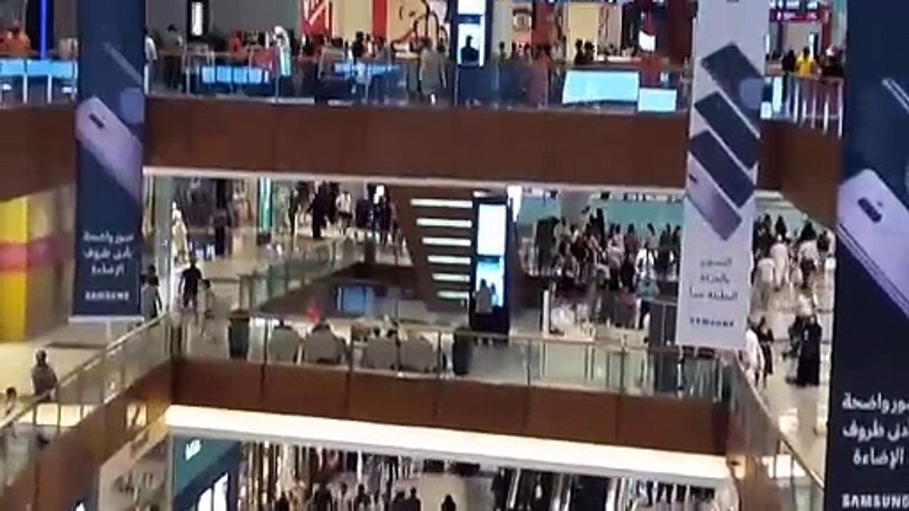 Mall of Emirates Dubai _ Burj Khalifa UAE _ Dancing Water Show