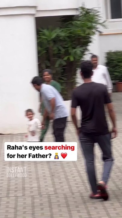 Raha's eye searching for her father RK.