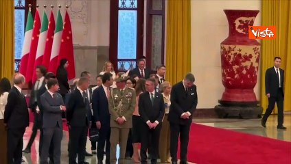 Meloni in Cina ricevuta dal premier Li Qiang al Palazzo del popolo a Pechino