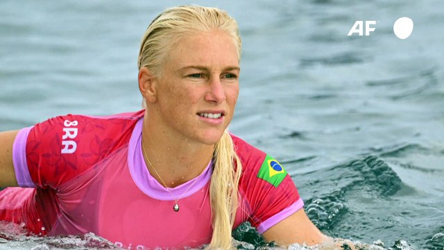 Luana Silva avança, Tatiana Weston Webb e Tainá Hinckel vão para repescagem em Teahupoo