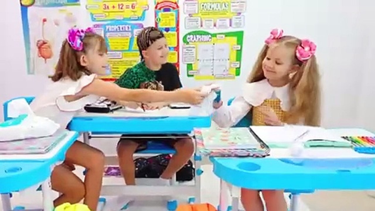 Roma and Diana Back to School stories for kids