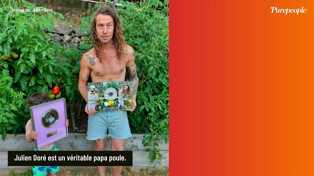 Julien Doré papa : son fils, fier, prend la pose et il a déjà un sens du style bien à lui !
