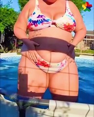 Never mess with a hungry girl 