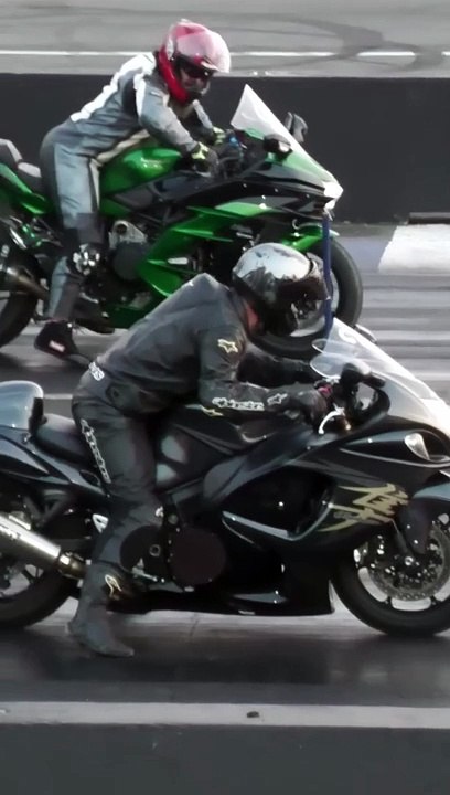 H2 Kawasaki vs Hayabusa