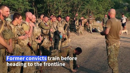 Former Ukrainian convicts receive military training