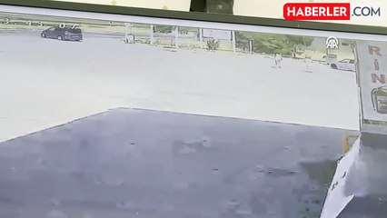 Kayseri'de otomobil, kamyonla çarpıştı: 2 kız kardeş hayatını kaybetti