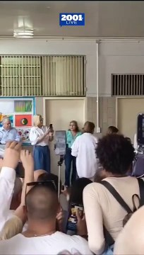 El candidato opositor Edmundo González Urrutia sufragó junto a su familia #VOTO2001