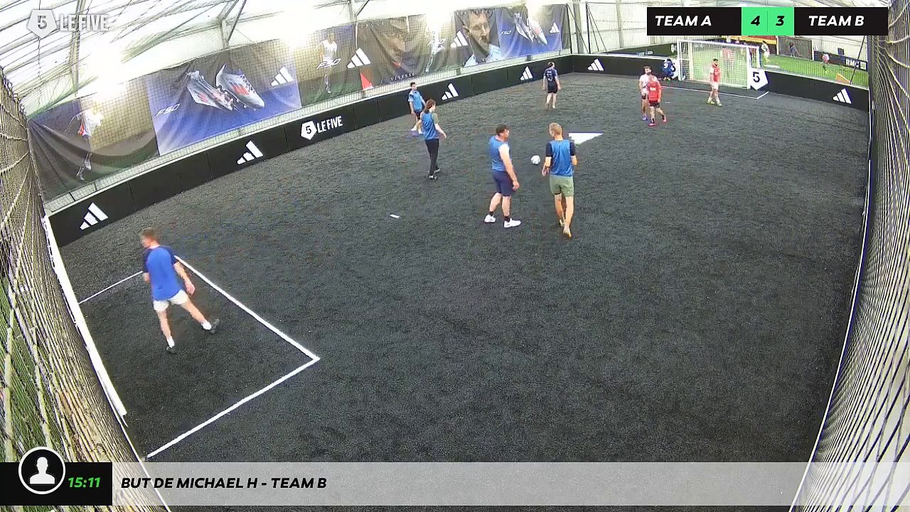 But de Michael H - Team B