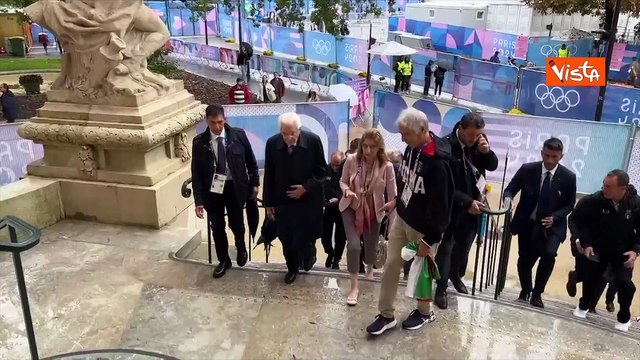 Olimpiadi Parigi, Mattarella incontra i ciclisti dopo argento Ganna e scherza sul maltempo