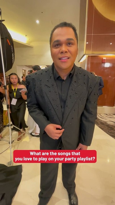 Balladeer Garrett Bolden, who’s playing Agwe in the upcoming musical, Once On This Island, this September, shares his driving playlist. #GMAGala2024 #EntertainmentNewsPH