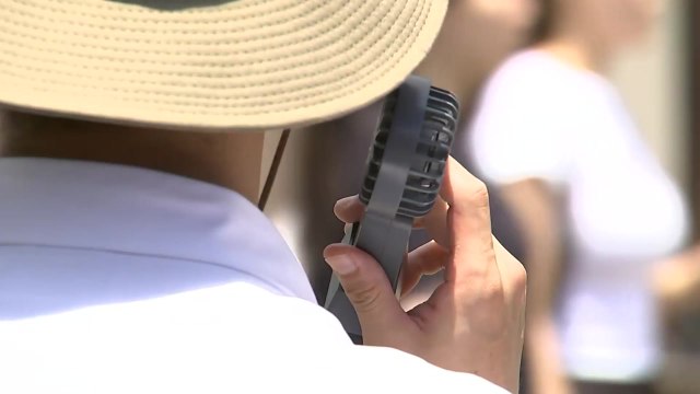 [날씨] '푹푹 찐다', '비＆폭염 공존'...오늘 서울 체감 32℃ / YTN