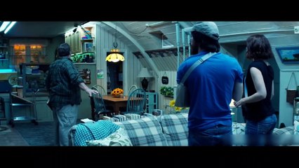 Alian Invade the Earth  And Starts Hunting Humans ( Movie Recap)