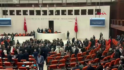 TBMM'de yine kavga: ''Sahipsiz köpekler'' sözü ortalığı karıştırdı