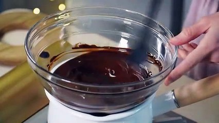 Caramel Mousse Cake. Caramel Mirror Glaze