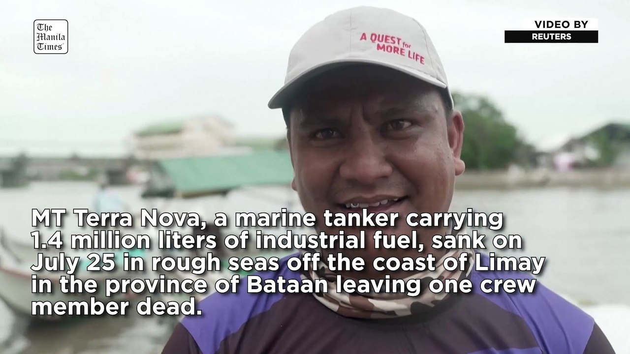 Filipino fishermen worried as oil spill threatens livelihood
