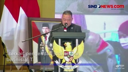 Kepala BP2MI Benny Rhamdani Tiba di Bareskrim, Gunakan Jaket \'Sikat Sindikat\'