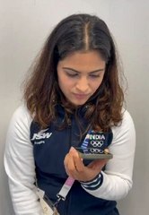 मनु भाकर से फोन पर क्या बोले पीएम मोदी ?