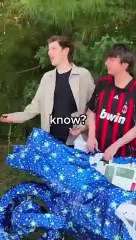 Guess The Gift Keep It_