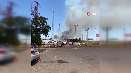 Silivri'de yangın: Edirne istikameti trafiğe kapatıldı
