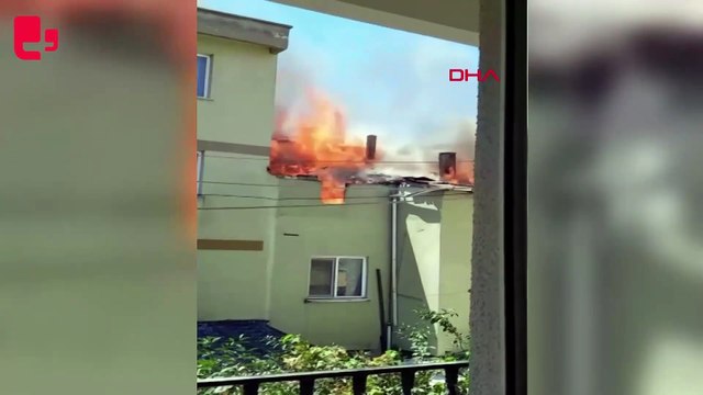 3 katlı binanın çatı katında çıkan yangın, bitişikteki binaya da sıçradı