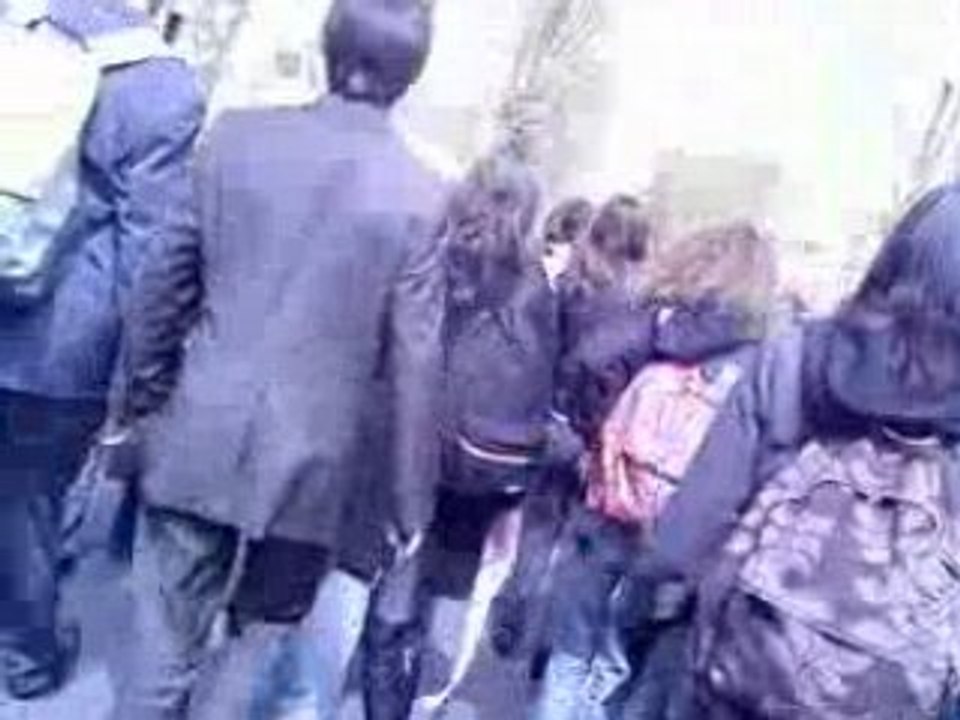 Manifestation: Suppression des postes