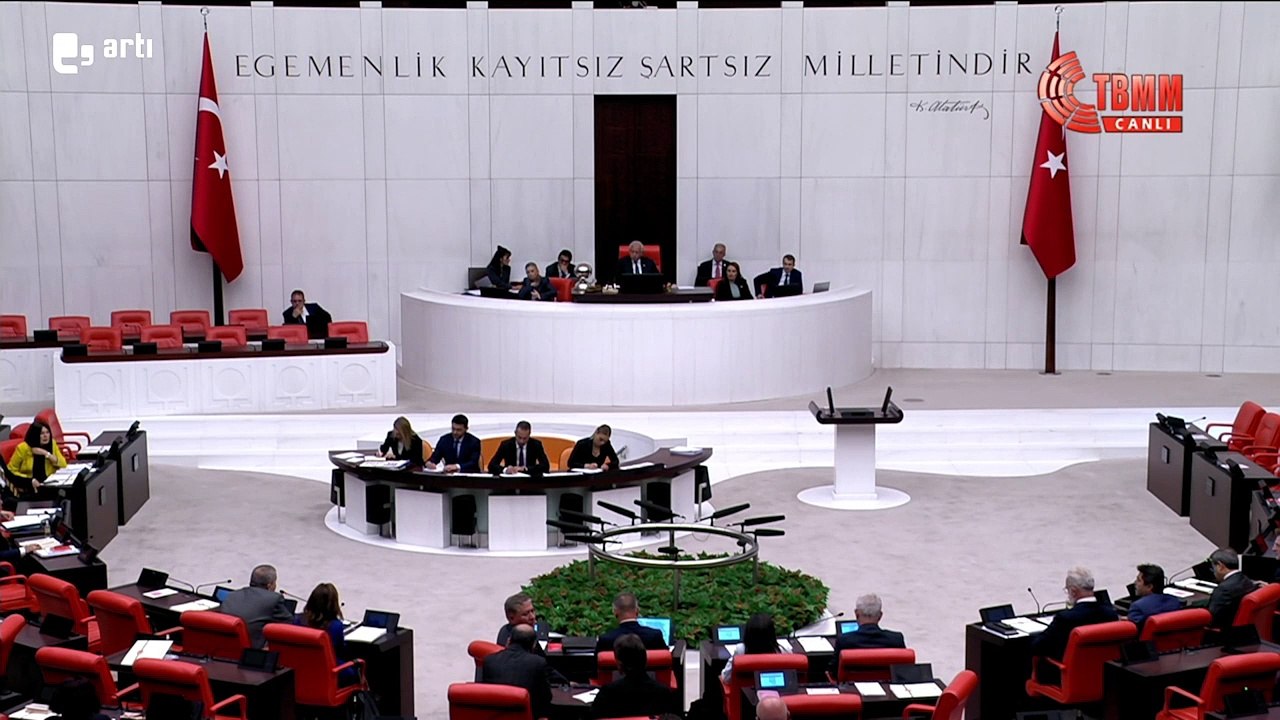 Sırrı Süreyya Önder'den sanatçı Kenan Işık için...