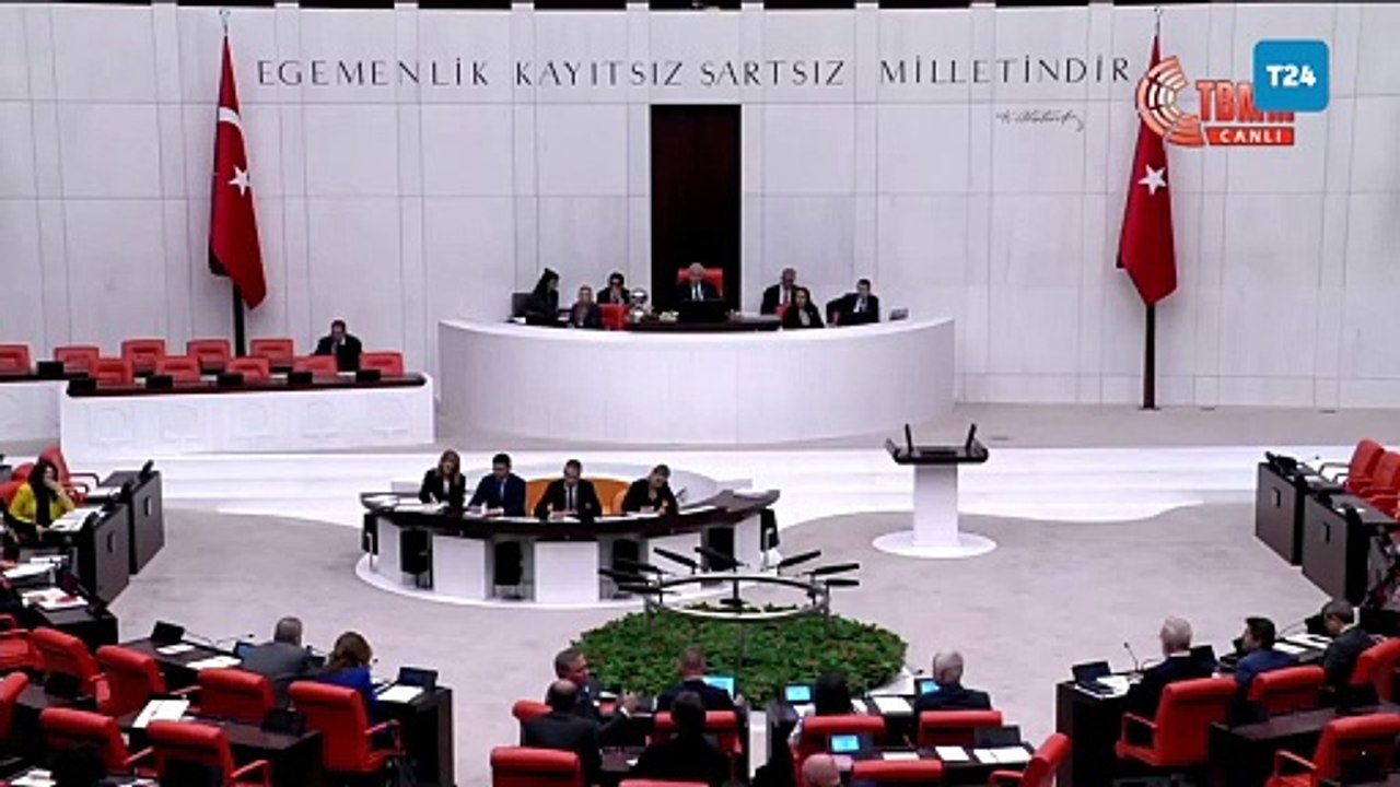 Sırrı Süreyya Önder'den Meclis'te Kenan Işık için taziye mesajı