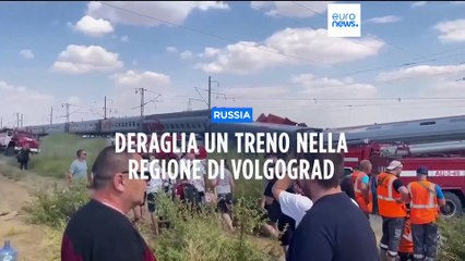 Descargar video: Russia: deraglia un treno dopo scontro con un camion sui binari a Volgograd, centinaia i feriti