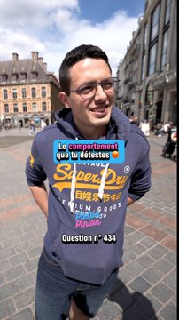 Et toi tu détestes quel comportement ? Je sais pas pourquoi, moi j'ai un problème avec les gens qui laissent leur bras pendre par la fenêtre pendant qu'ils conduisent haha.