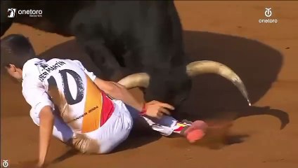 2024-07-27 Cogida del recortador Asier Martín en Santander