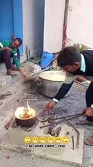 TAG_YOUR_FRIENDS___✩_Mercury__Mercury_is_the_closest_planet_from_the_Sun._The_side_facing_the_sun_is_extremely_hot,_whereas_the_other_side_is_