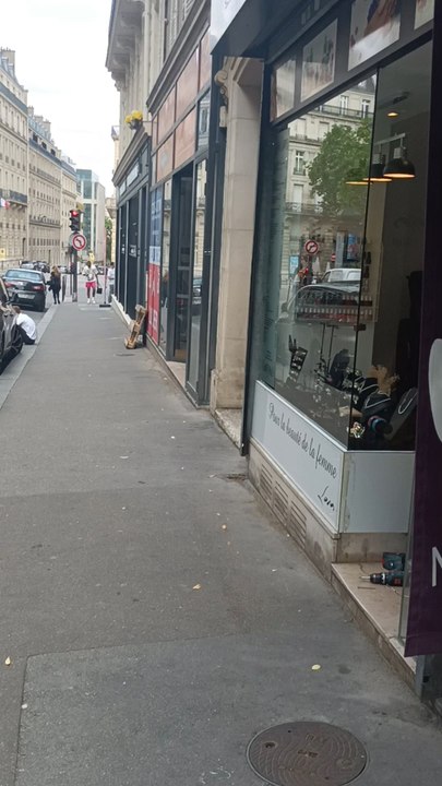 le quartier des champs Elysées vidé avant les JO2024