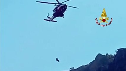 Lipari, due escursionisti in difficoltà: arriva l'elicottero per portarli in salvo
