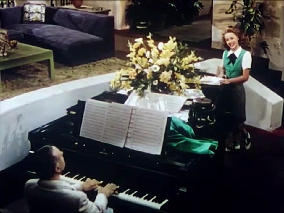 Ball in der Botschaft | movie | 1946 | Official Trailer