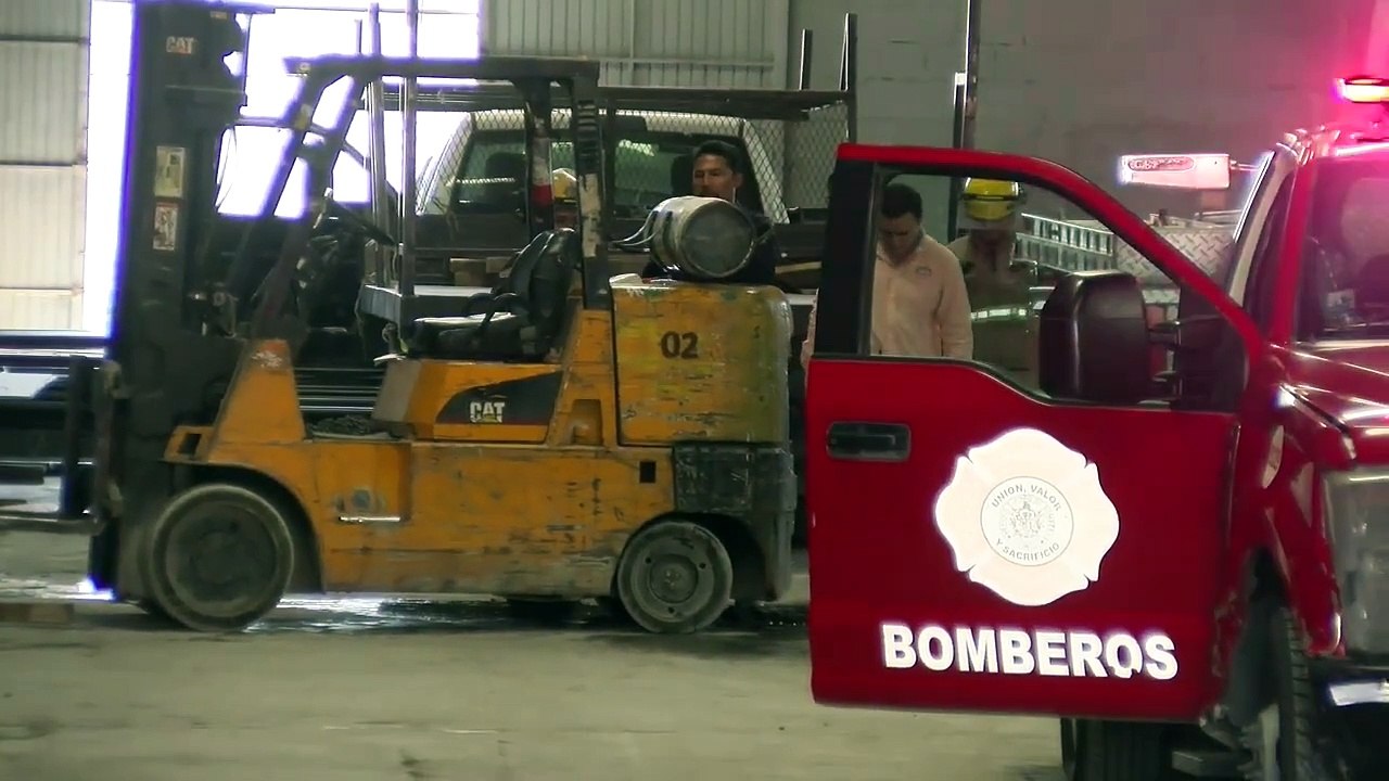 Moviliza fuga de gas en negocio de Monclova  _  NRT noticias