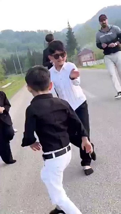 @NicatAzadli  Subscribe Şirin Amin Dünya Trendi Oldu Axı