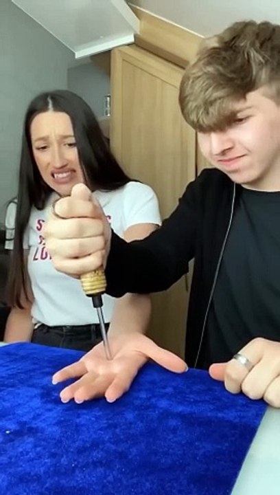 MAGIC TRICK FAILS