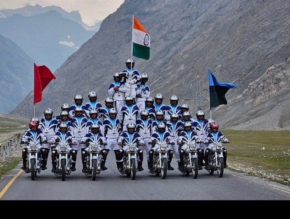करगिल में सिग्नल कोर के Daredevils द्वारा एक नया विश्व रिकॉर्ड बनाया