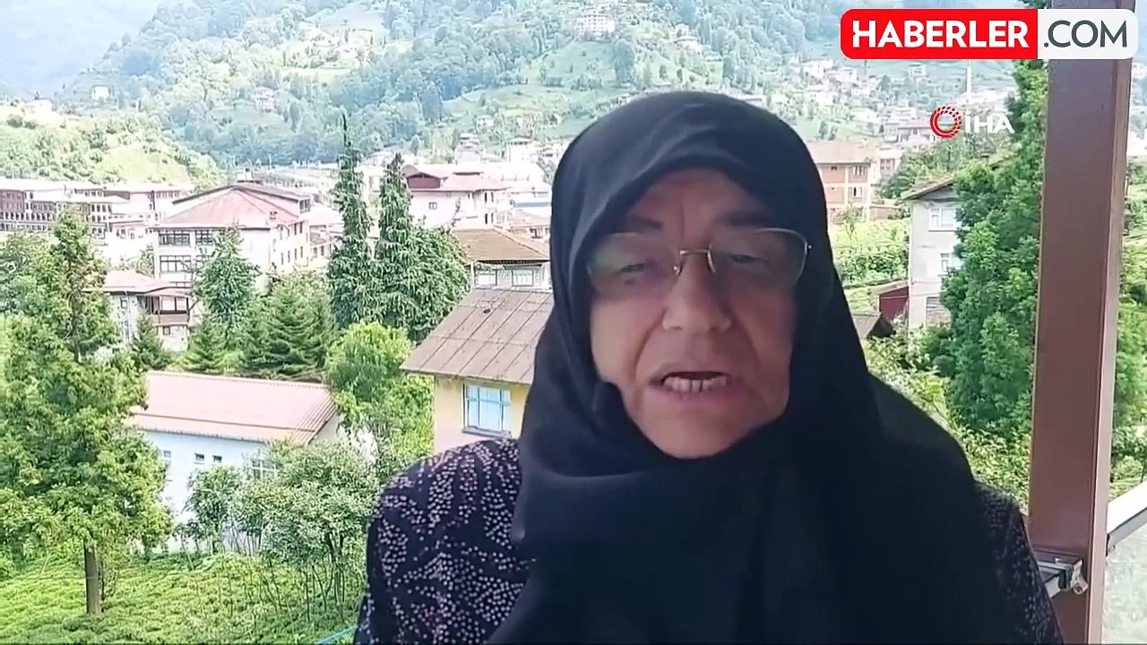 Cumhurbaşkanı Erdoğan'ın annesi ile ilgili anlattığı 'çarık' anısını paylaştı