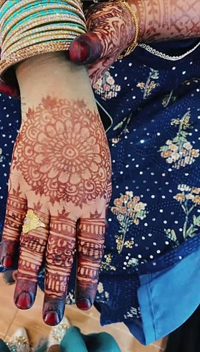 Mehendi designs/Mehandi ka design/henna/Mehndi designs/bridal mehndi designs/dulhan mehndi designs/full hand mehndi design/front hand mehndi design/back hand mehndi design/new easy simple mehndi designs/kids mehndi designs/eid mehndi designs/ramzan mehndi