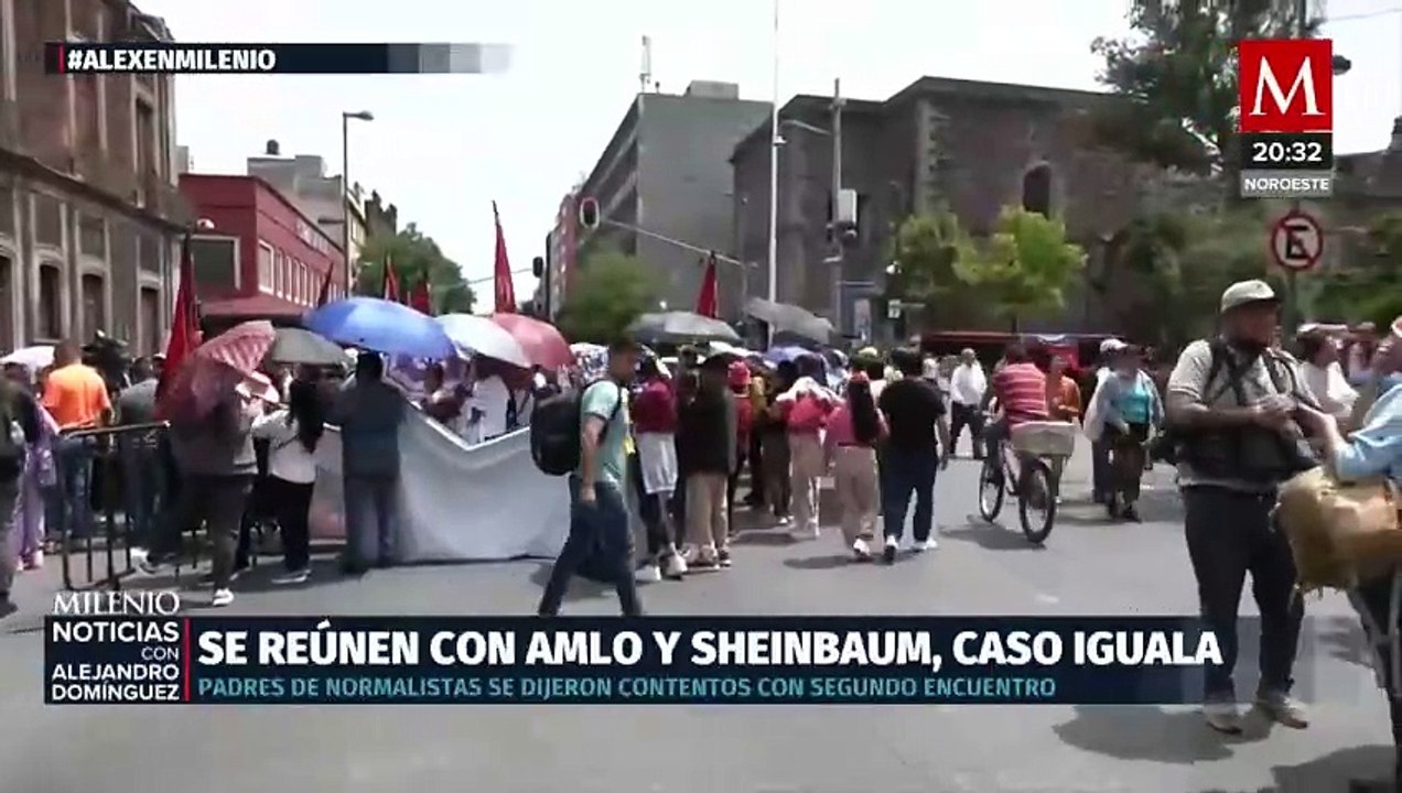 Claudia Sheinbaum se encuentra con padres de los 43 de Ayotzinapa para discutir avances