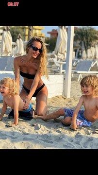 Flavia Mihasan - 07-13.07.2024 \ În Italia, în vacanță, întreg familionul: MILF-uța Flabia, Mariuspân și boracii. Polo Est Village, Bellaria-Igea Marina, Rimini, Emilia Romagna.