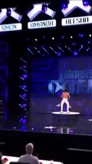 Duo Stardust: Acrobatic Roller Skating Sensation