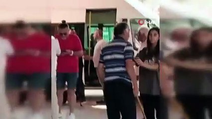 Kan donduran olay: Yolcu, minibüs şoförünün kulağını koparttı