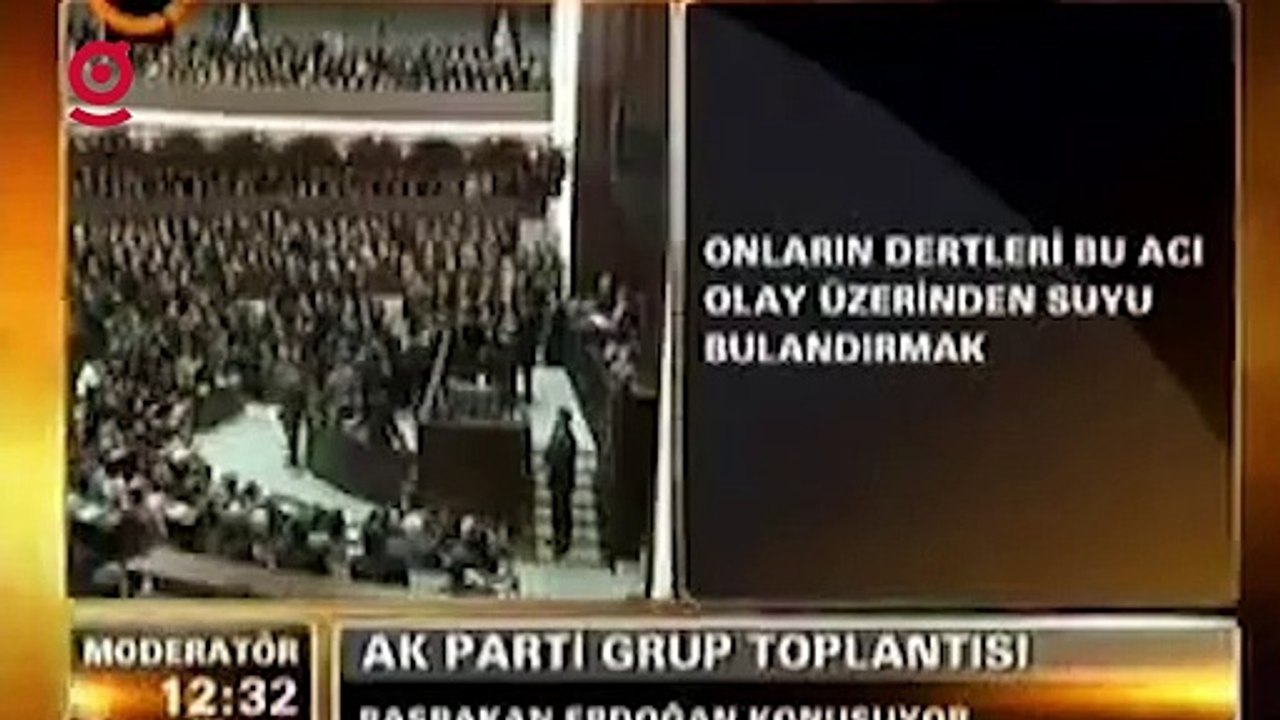 Erdoğan 2012 yılında Ak Parti grup toplantısında konuşurken şehit İsmail Haniye salona giriyor..