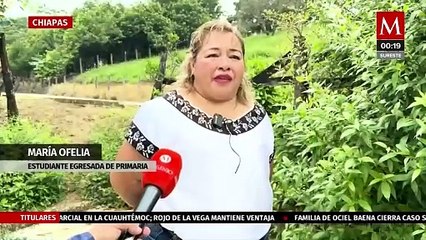 Pequeña graduada de sexto de primaria recibe celebración especial en su pueblo