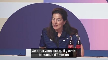 Paris 2024 - Descamps : "Beaucoup d'émotion" après la première épreuve de triathlon