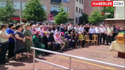 Direksiyon başında kalp krizi geçiren doktor son yolculuğuna uğurlandı