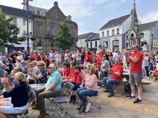 Hannah Scott rows to Olympic gold